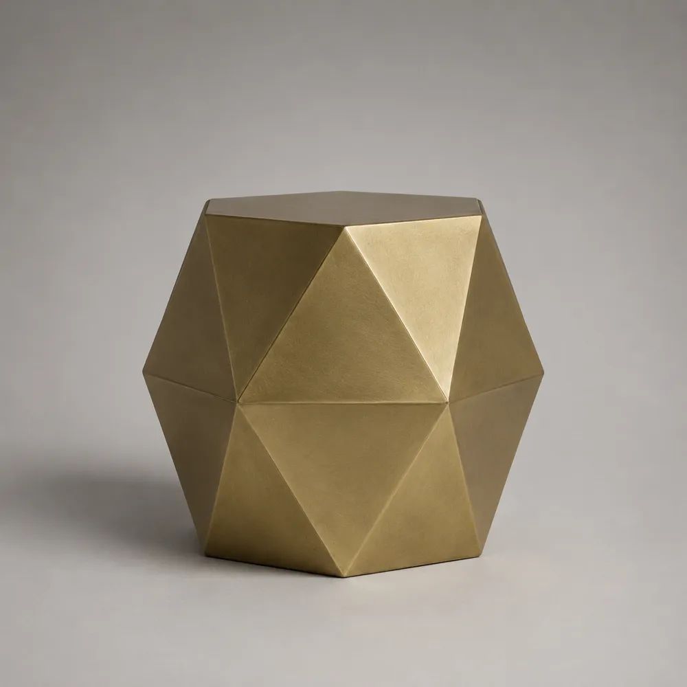 Tavolino da salotto poliedrico in acciaio, oro, 48 × 48 × 50 cm