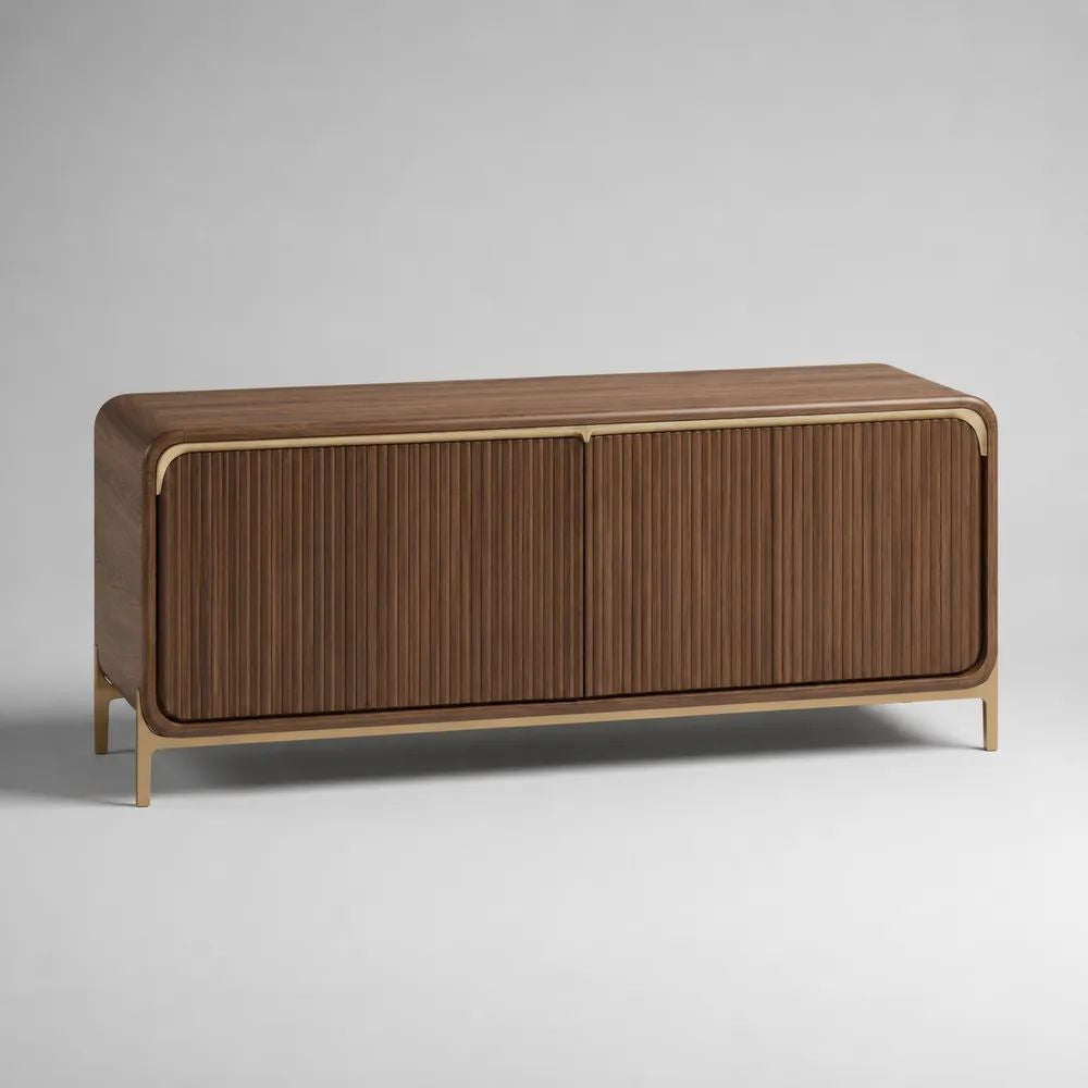 Credenza in MDF impiallacciato noce con 2 ante scanalate e telaio in acciaio dorato, 150 x 40 x 75 cm